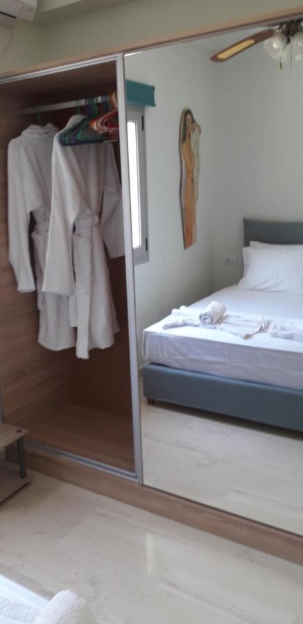 Alexandra'S Apartments - Port Of Zante Екстериор снимка