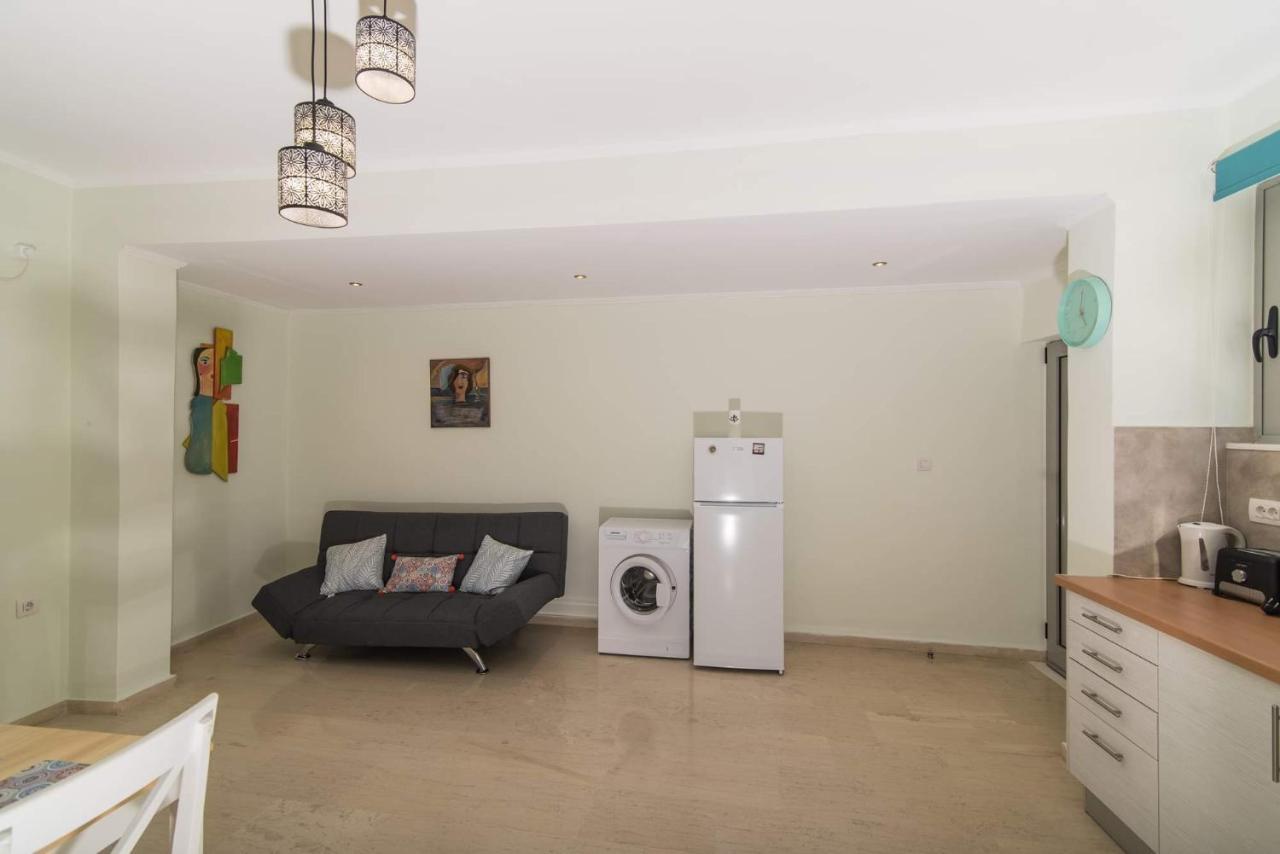 Alexandra'S Apartments - Port Of Zante Екстериор снимка